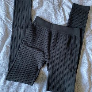 Pink Republic textured leggings